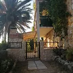 Panoramic View With Jacuzzi Appartamento