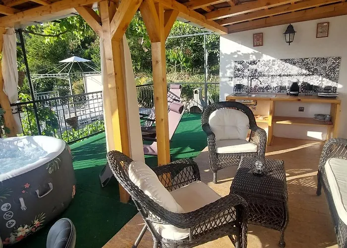 Апартаменты Panoramic View With Jacuzzi Вис